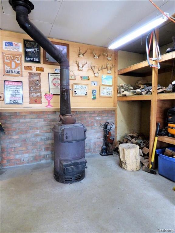2233 Rosemont Road Berkley, MI 48072 - Photo 23 of 28