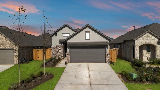 $349,990 | 1064 Shl Crk Trail, Conroe, TX 77304