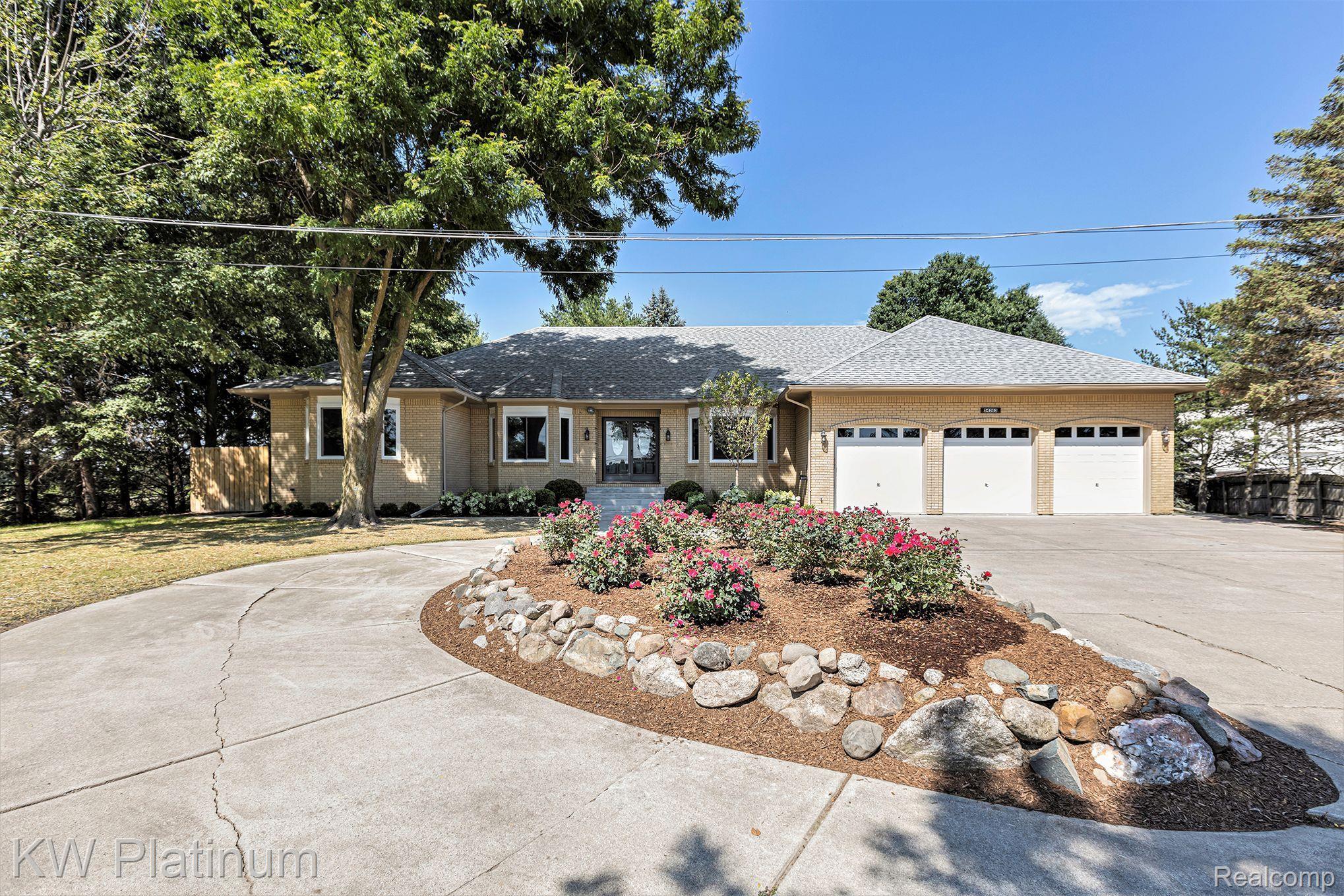 54363 Fairchild Road Macomb, MI 48042 - Photo 1 of 61 Gallery Image 1