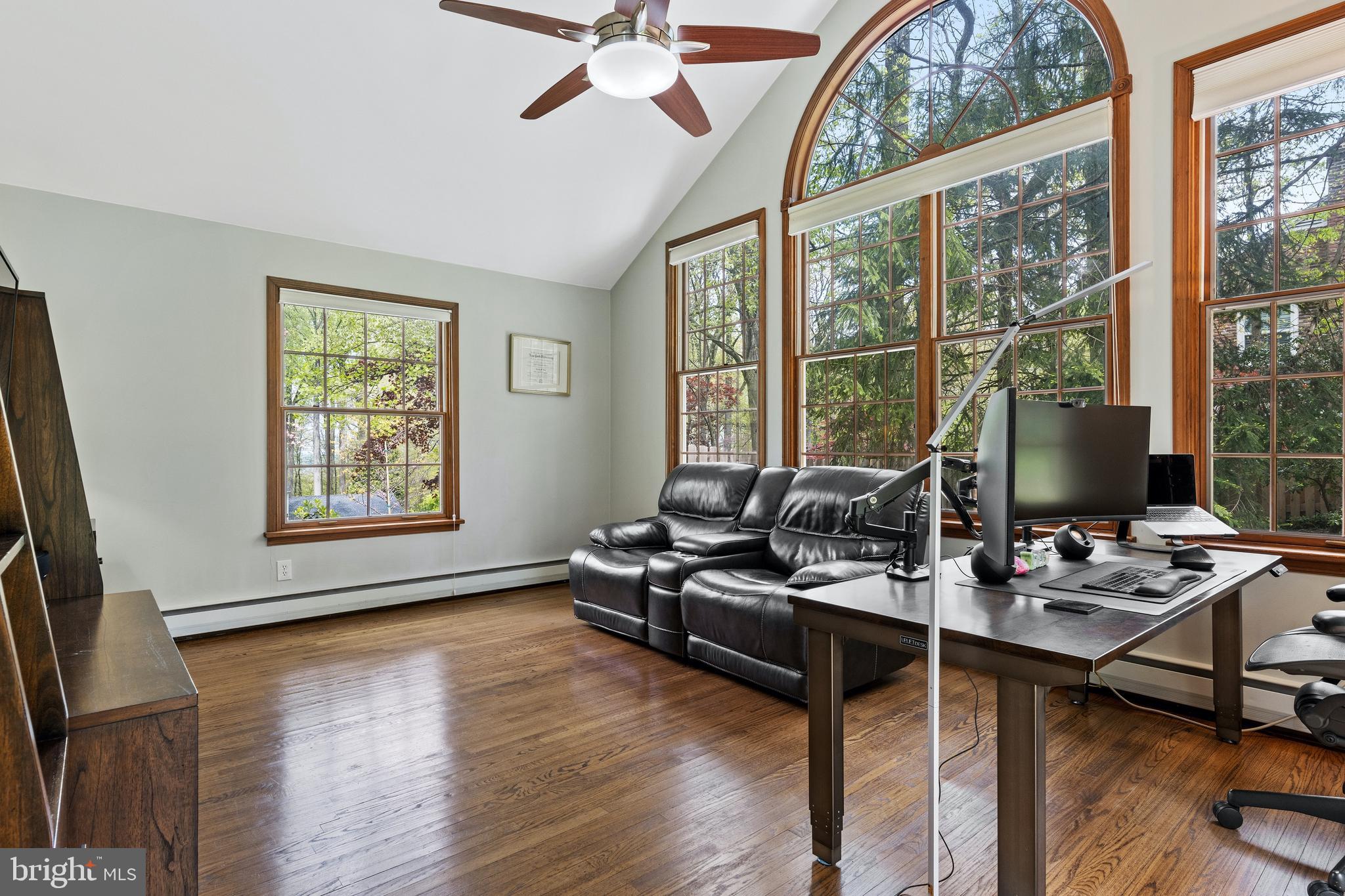 561 Bair Road Berwyn, PA 19312 - Photo 14 of 40 Huge windows to let the light pour in