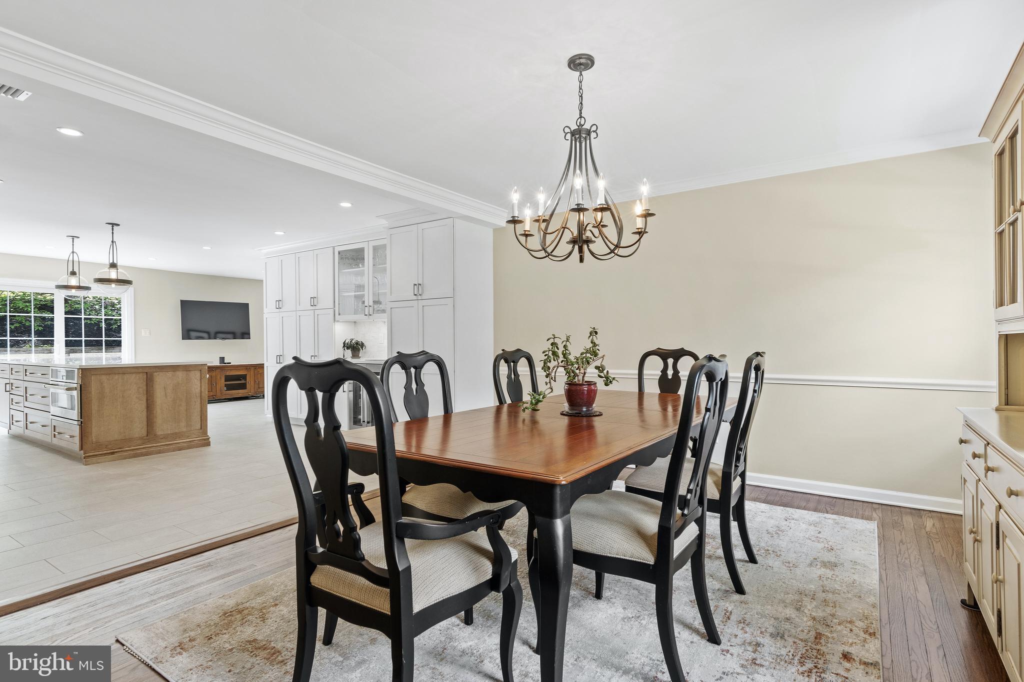 561 Bair Road Berwyn, PA 19312 - Photo 16 of 40 Open to the large kitchen