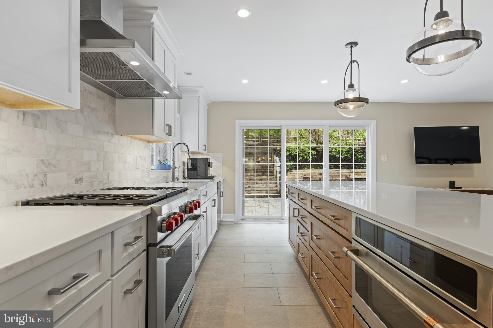 561 Bair Road Berwyn, PA 19312 - Photo 21 of 40 Chef's kitchen