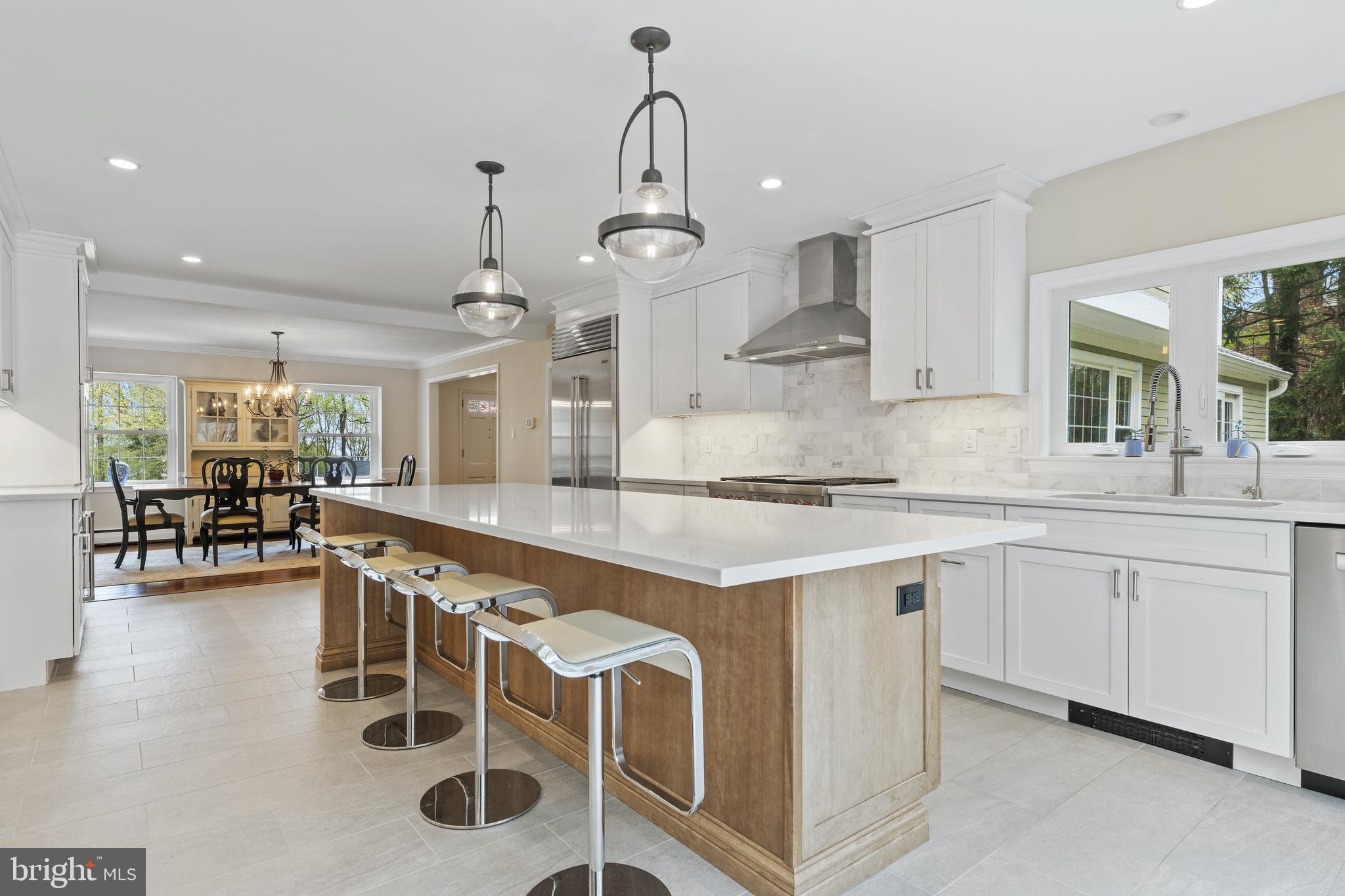 561 Bair Road Berwyn, PA 19312 - Photo 22 of 40 Quartz countertops