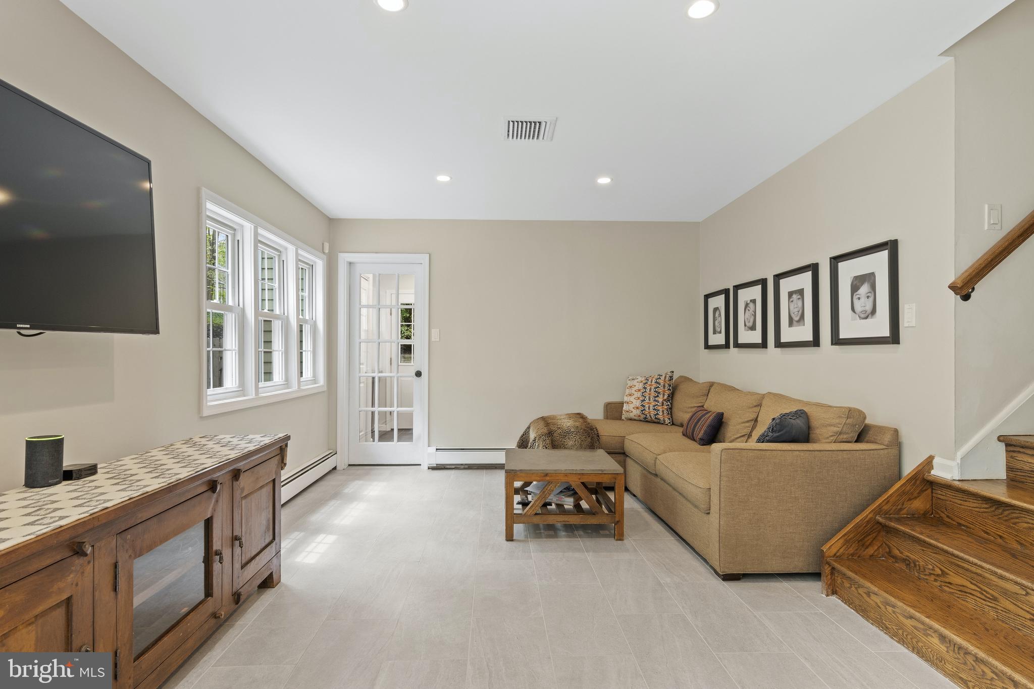 561 Bair Road Berwyn, PA 19312 - Photo 26 of 40 Family room off of kitchen