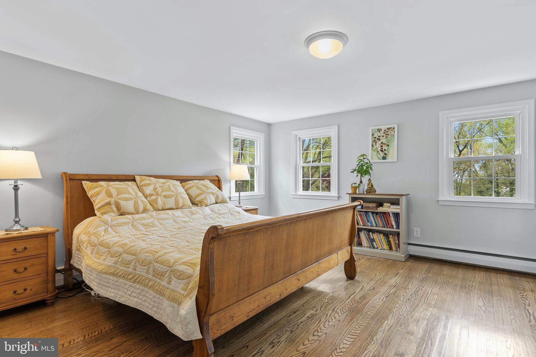 561 Bair Road Berwyn, PA 19312 - Photo 30 of 40 Primary Bedroom with walk in closet