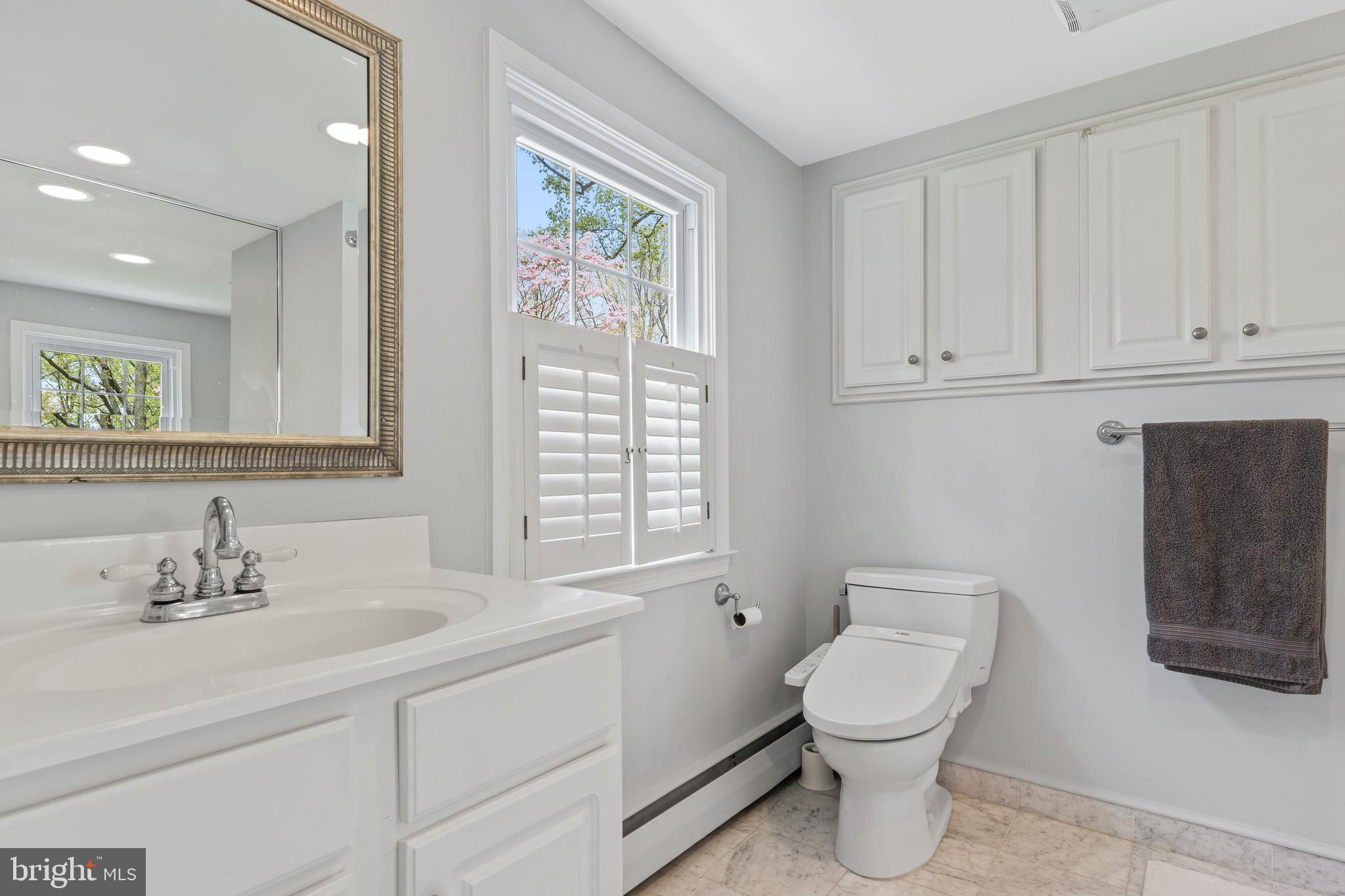 561 Bair Road Berwyn, PA 19312 - Photo 31 of 40 Primary bath