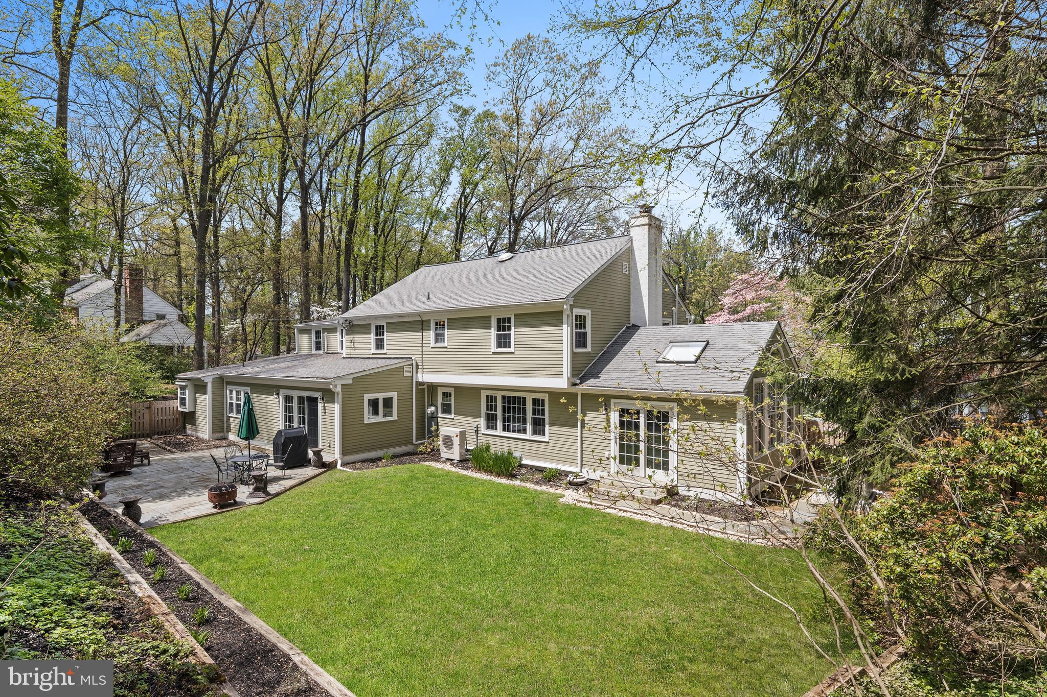 561 Bair Road Berwyn, PA 19312 - Photo 6 of 40 View from upper flat yard
