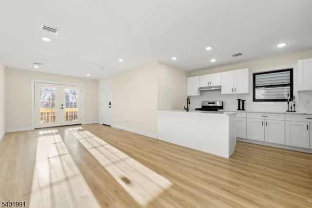 $2,700 | 45 Cliff Street, Unit 2, Paterson, NJ 07522