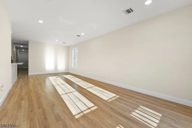 $2,700 | 45 Cliff Street, Unit 2, Paterson, NJ 07522