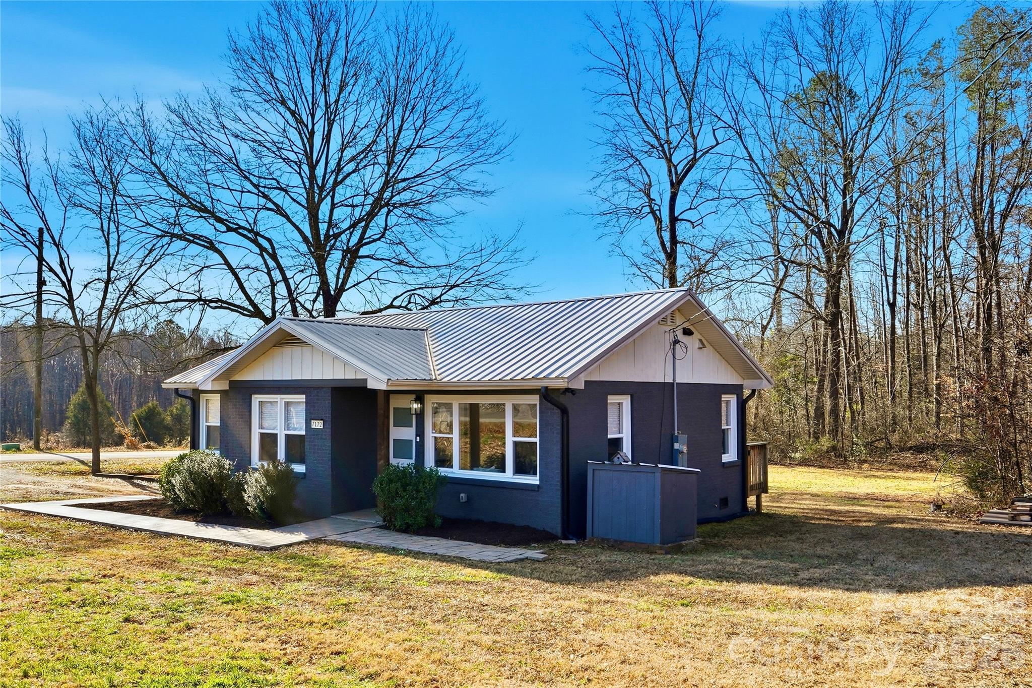 7172 Old Plank Road Stanley, NC 28164 - Photo 4 of 26