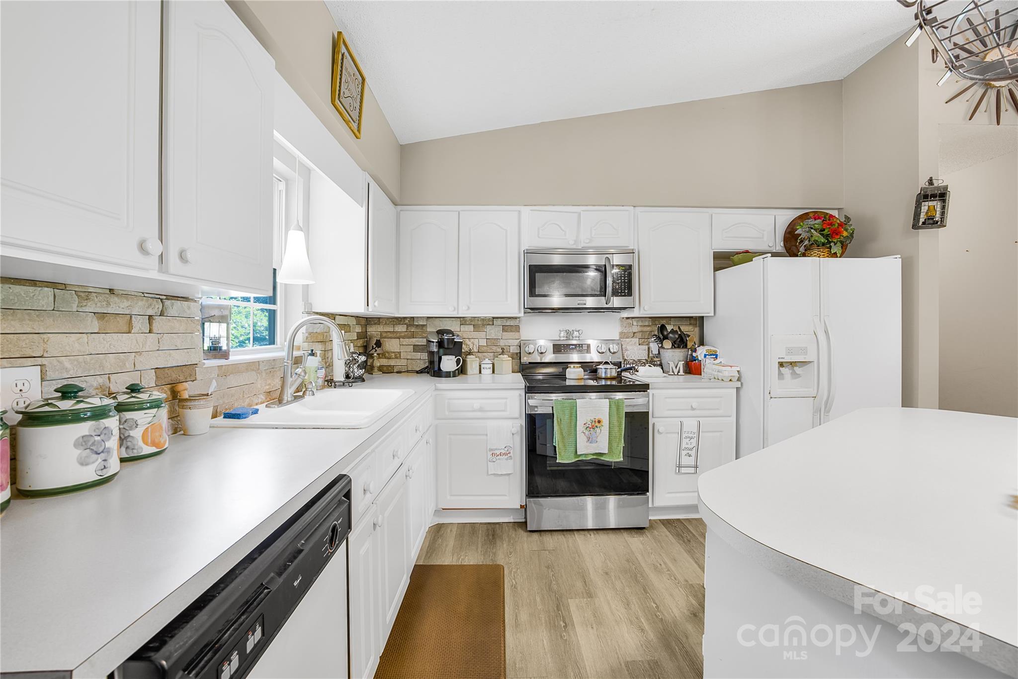 373 Drumstand Road Stony Point, NC 28678 - Photo 12 of 37 Gallery Image 12
