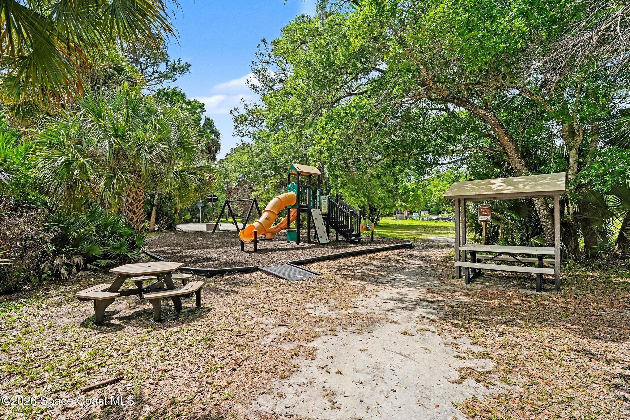 5798 Carissa Road Melbourne, FL 32904 - Photo 26 of 38 029_file_4209