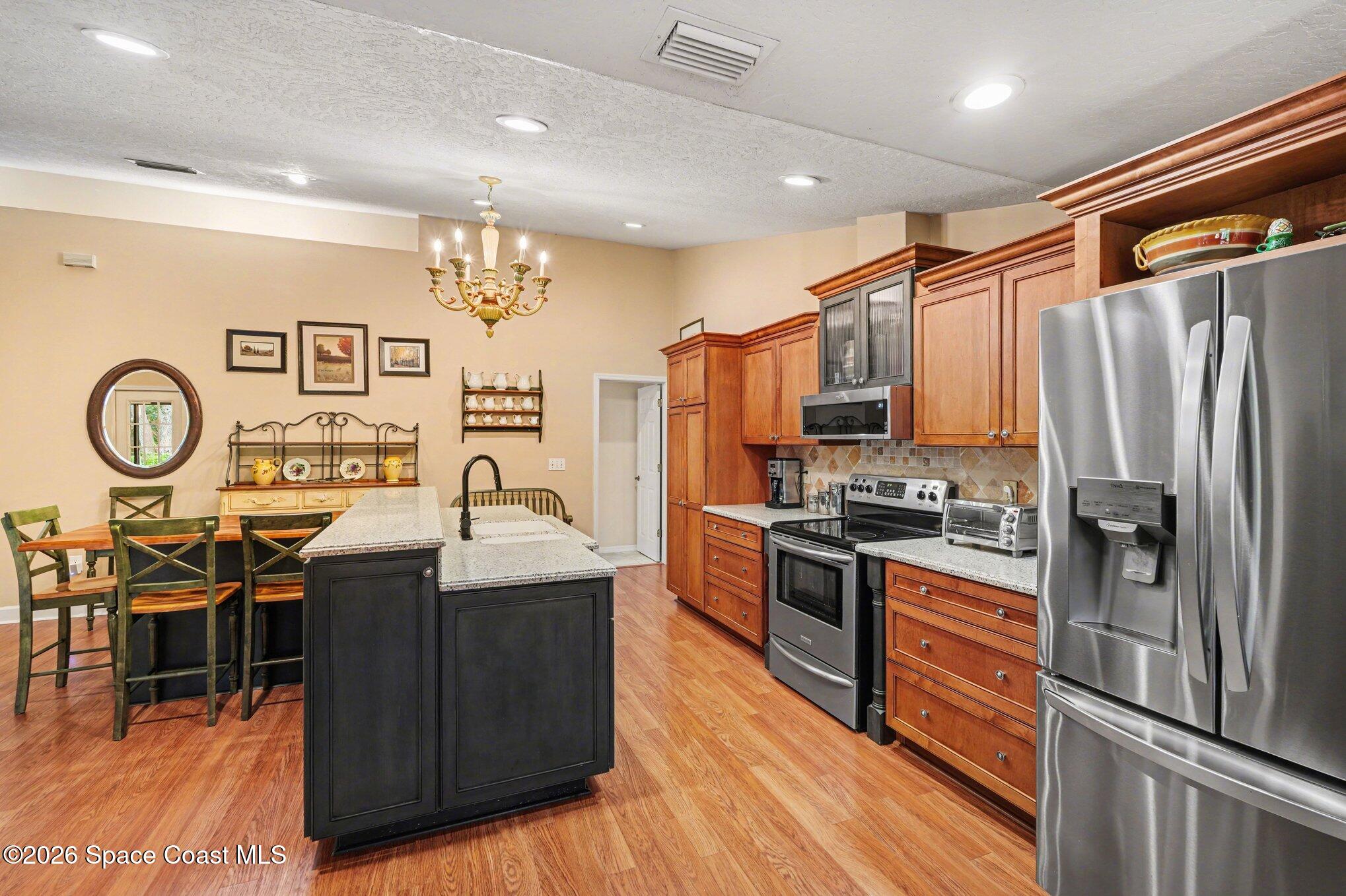 5798 Carissa Road Melbourne, FL 32904 - Photo 8 of 38 011_file_1158