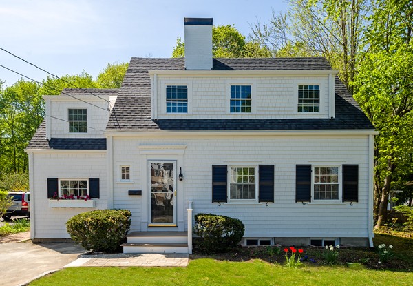 5 Sanborn Road Hingham, MA 02043 - Photo 1 of 20 Gallery Image 1