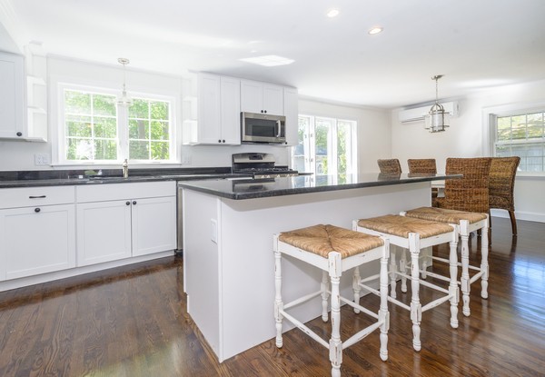 5 Sanborn Road Hingham, MA 02043 - Photo 4 of 20 Gallery Image 4
