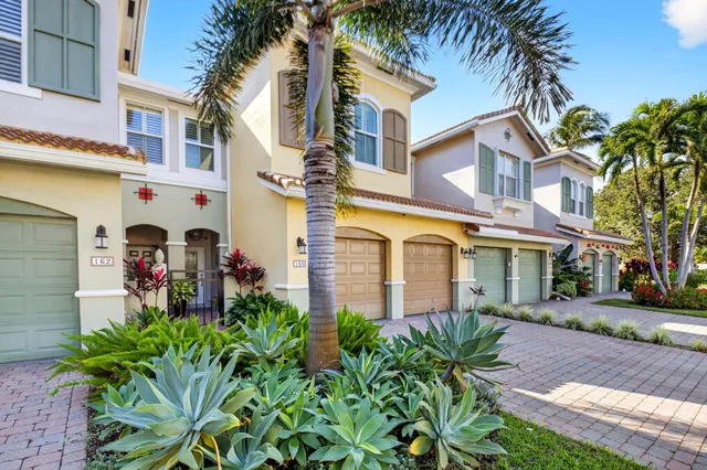 $665,000 | 163 Las Brisas Circle, Hypoluxo, FL 33462