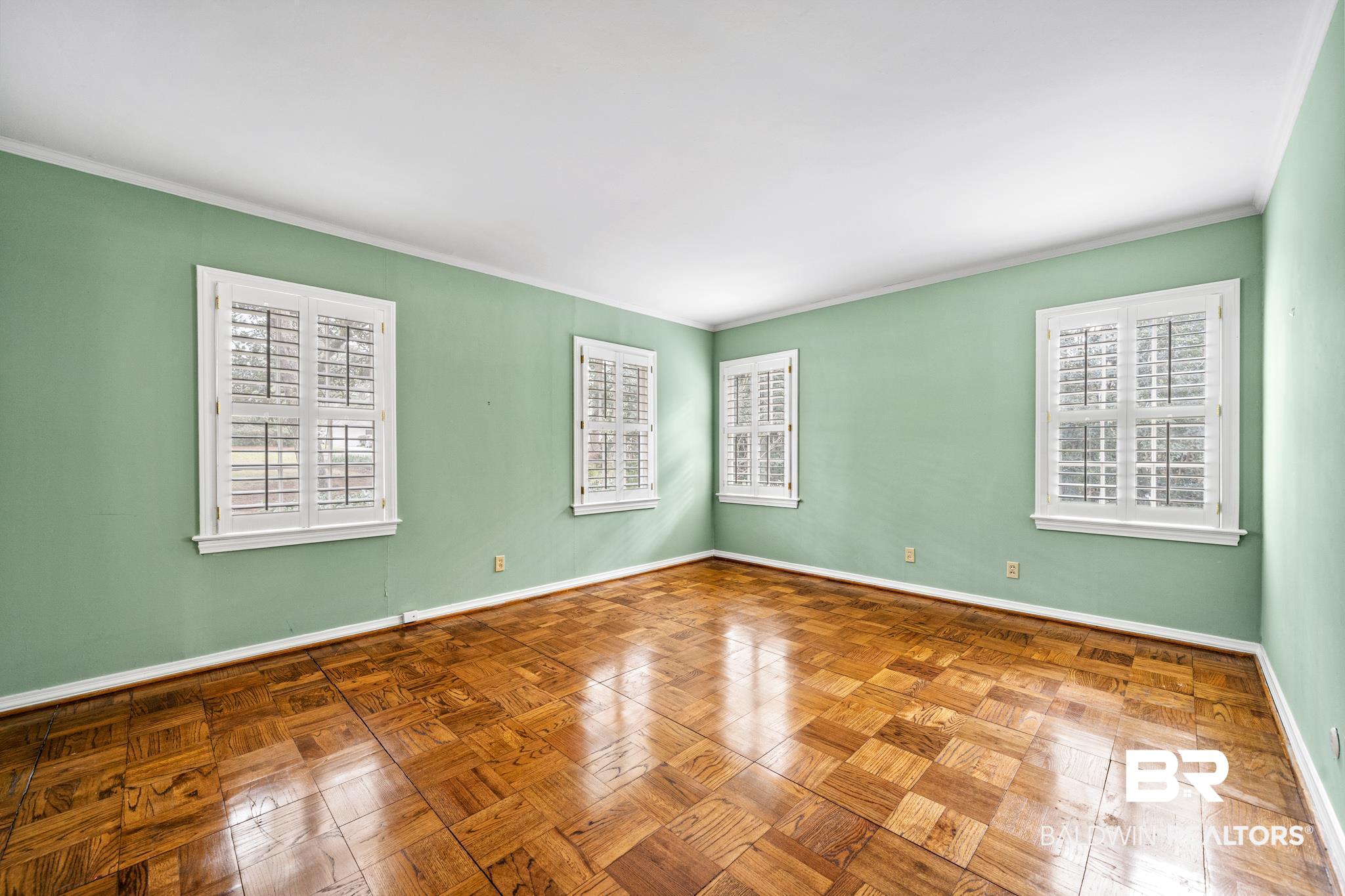 420 Byron Avenue East Mobile, AL 36609 - Photo 12 of 38