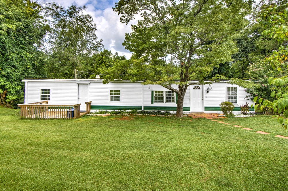 1522 Old Seneca Road Central, SC 29630 - Photo 1 of 28 Front View of 1522 Old Seneca Rd