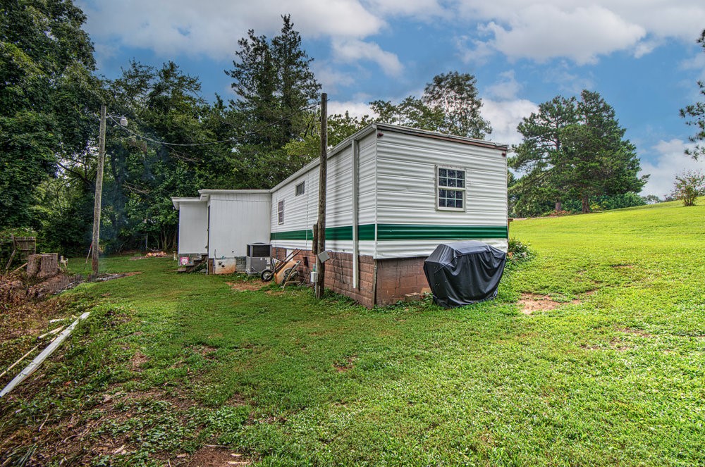 1522 Old Seneca Road Central, SC 29630 - Photo 10 of 28 Back Left View of 1522 Old Seneca Rd