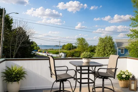 $1,249,000 | 4 Harborview Road, Hull, MA 02045