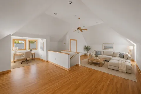 $1,249,000 | 4 Harborview Road, Hull, MA 02045