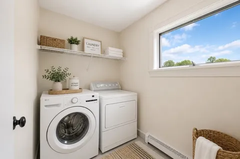 $1,249,000 | 4 Harborview Road, Hull, MA 02045