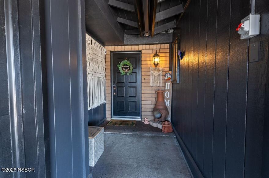 809 East Barton Avenue Lompoc, CA 93436 - Photo 4 of 23 Screenshot 2026-04-01 10.12.27 AM