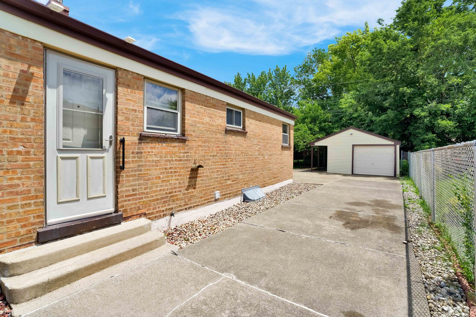 7943 South Kilpatrick Avenue Chicago, IL 60652 - Photo 18 of 23