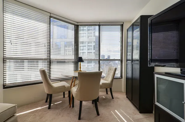 $210,000 | 405 North Wabash Avenue, Unit 1305, Chicago, IL 60611
