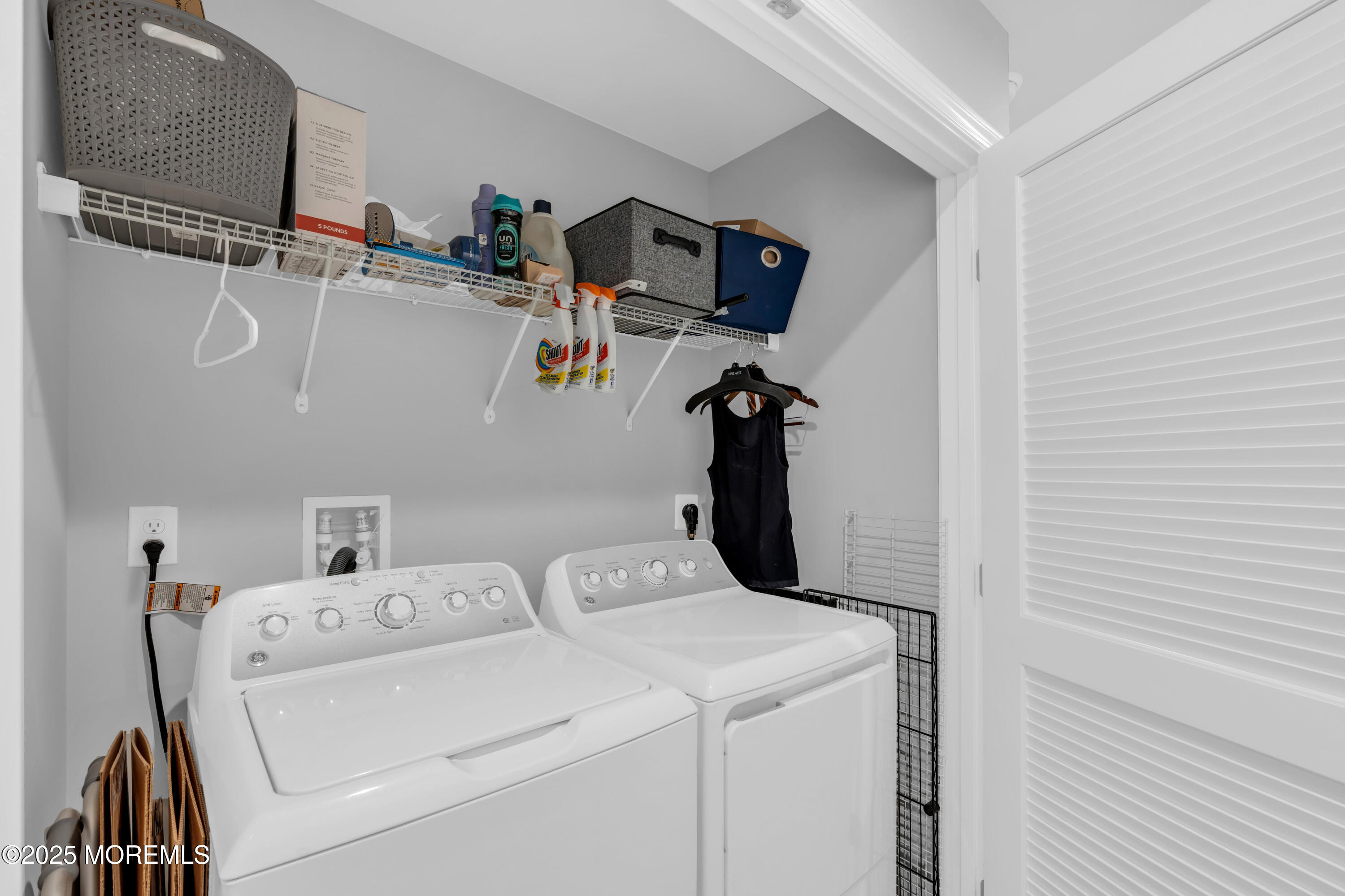 703 Cypress Street Forked River, NJ 08731 - Photo 27 of 50 a utility room with dryer and washer