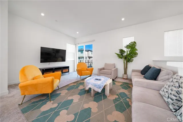 $1,099,000 | 1602 West Bushell Street, Anaheim, CA 92805