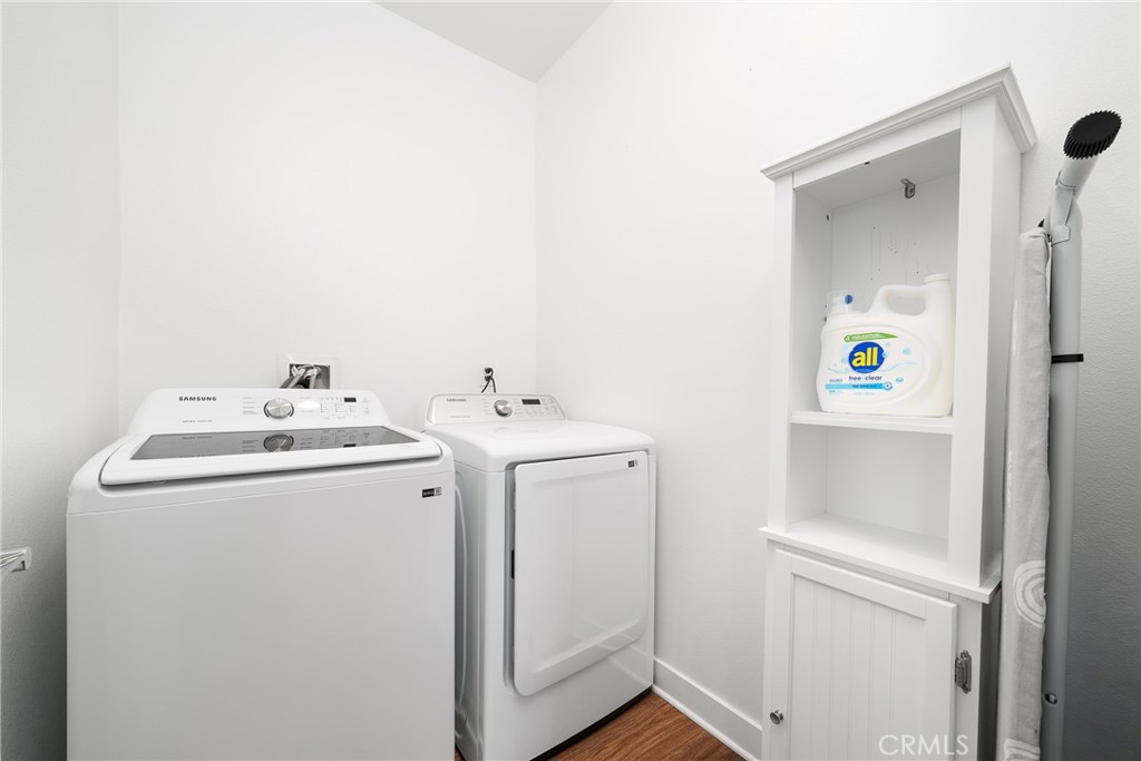 1602 West Bushell Street Anaheim, CA 92805 - Photo 24 of 31 a utility room with dryer and washer