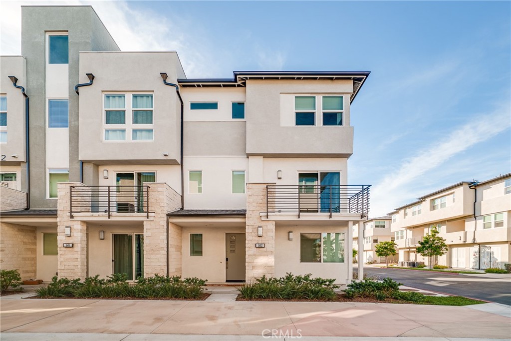 1602 West Bushell Street Anaheim, CA 92805 - Photo 31 of 31 a front view of a building with a road