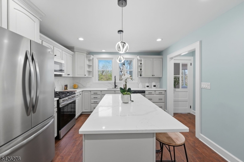 53 Brooklyn Road Stanhope, NJ 07874 - Photo 5 of 23