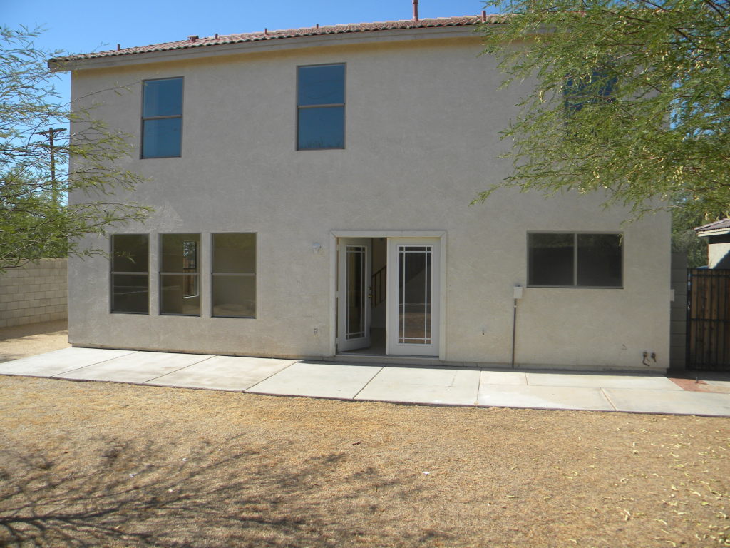 15 West Hayduk Road Phoenix, AZ 85041 - Photo 1 of 18 Back of house