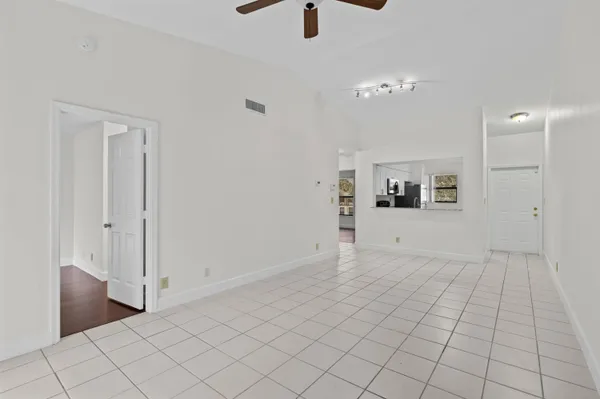 $2,300 | 3139 Millwood Terrace, Unit M225, Boca Raton, FL 33431