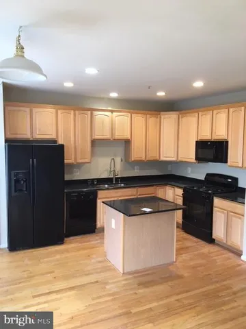 $4,000 | 1118 Reserve Champion Drive, Rockville, MD 20850