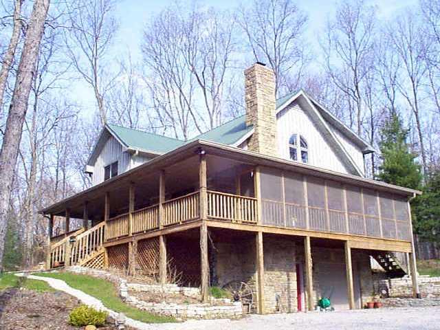 6078 Hamilton Creek Road Columbus, IN 47201 - Photo 1 of 2