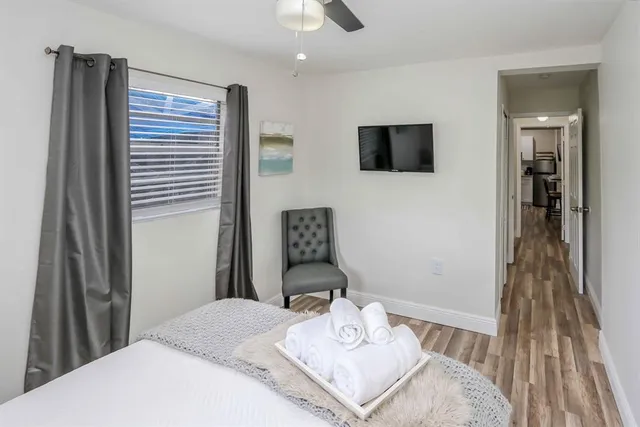 a view of utility room