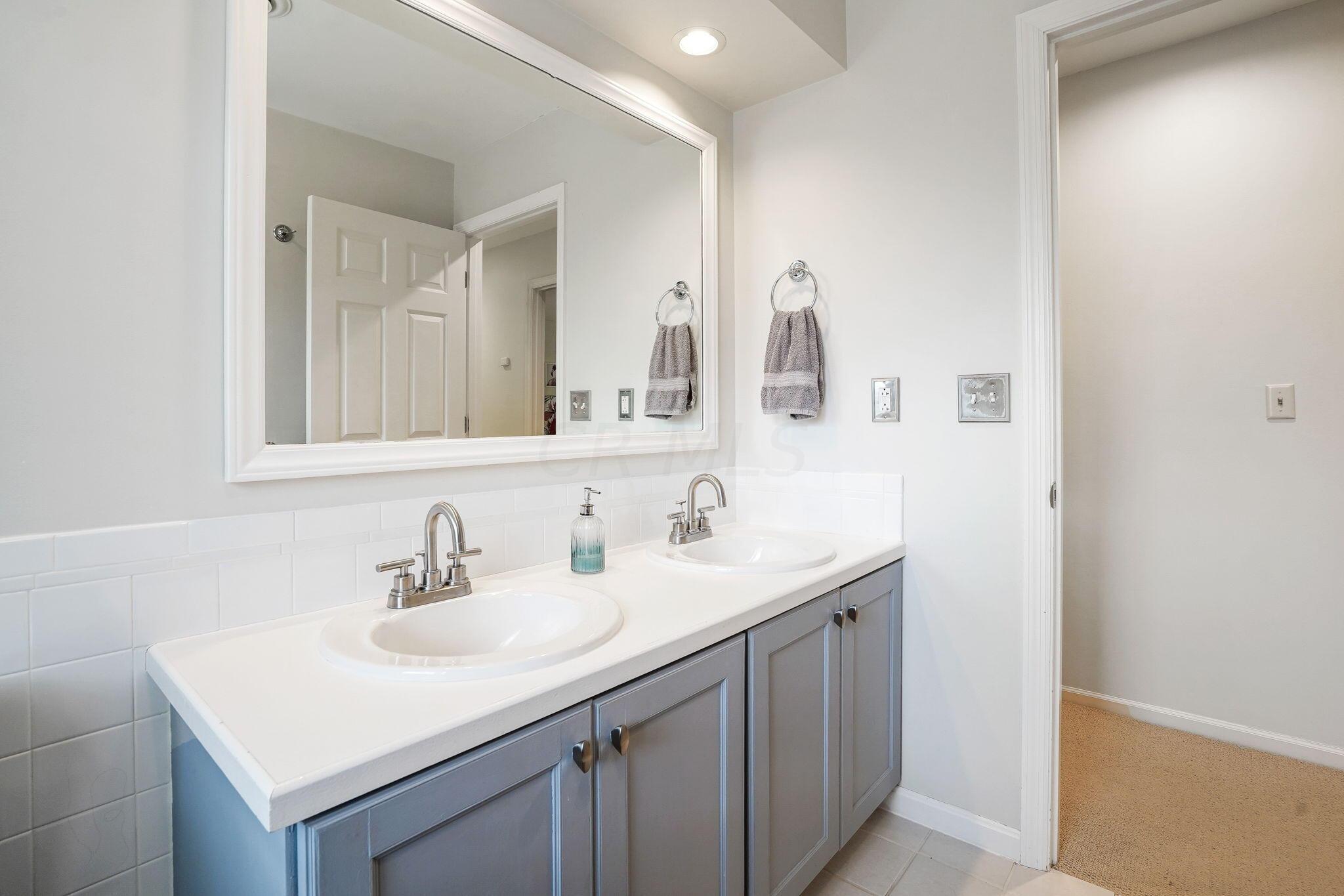 8590 Lavelle Road Athens, OH 45701 - Photo 40 of 113 Full Bathroom