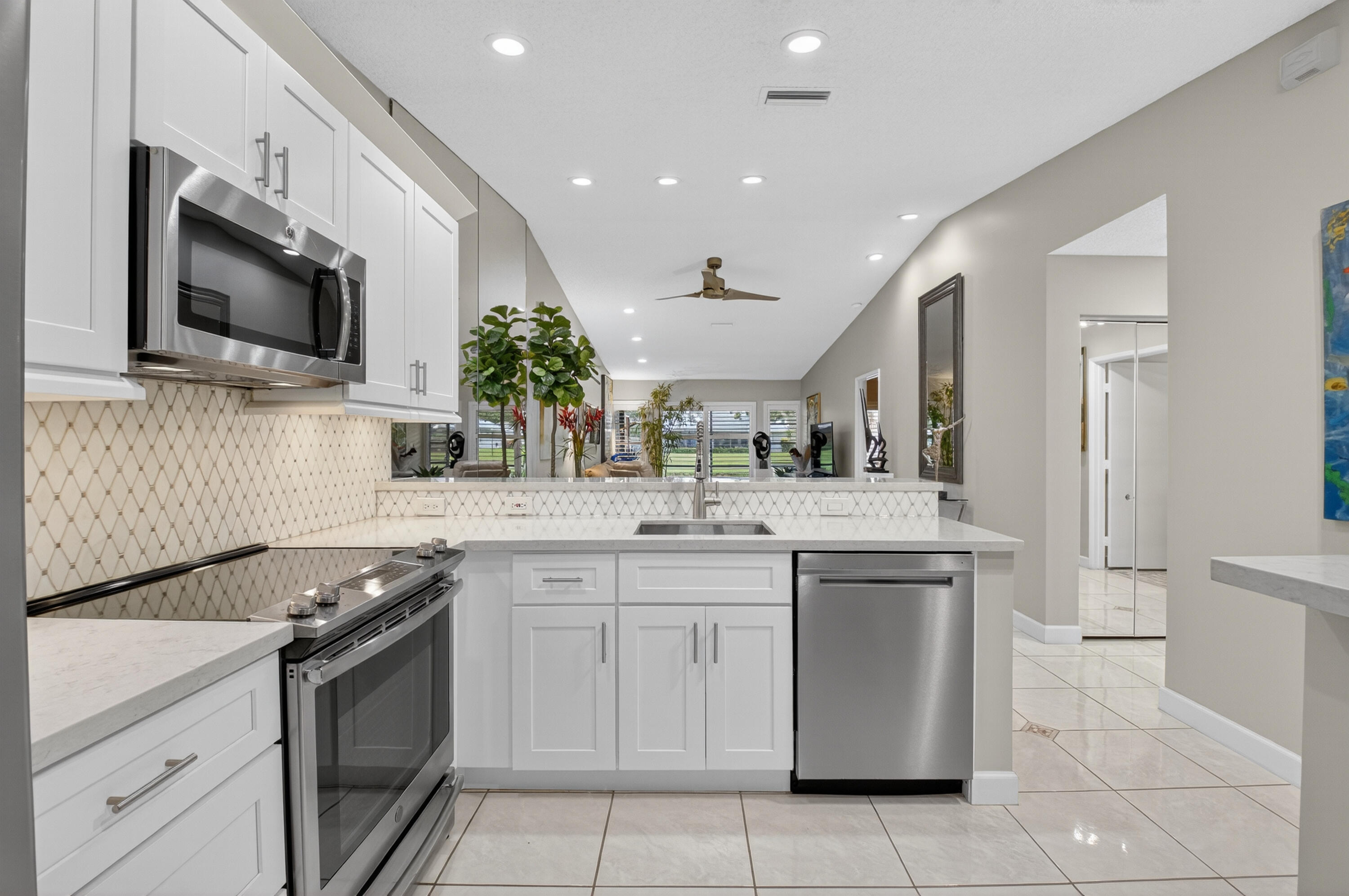 8902 Meadowlark Way Boca Raton, FL 33496 - Photo 15 of 48 015_DSC_4657