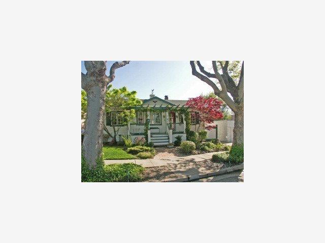 810 Crossway Road Burlingame, CA 94010 - Photo 1 of 9 Gallery Image 1