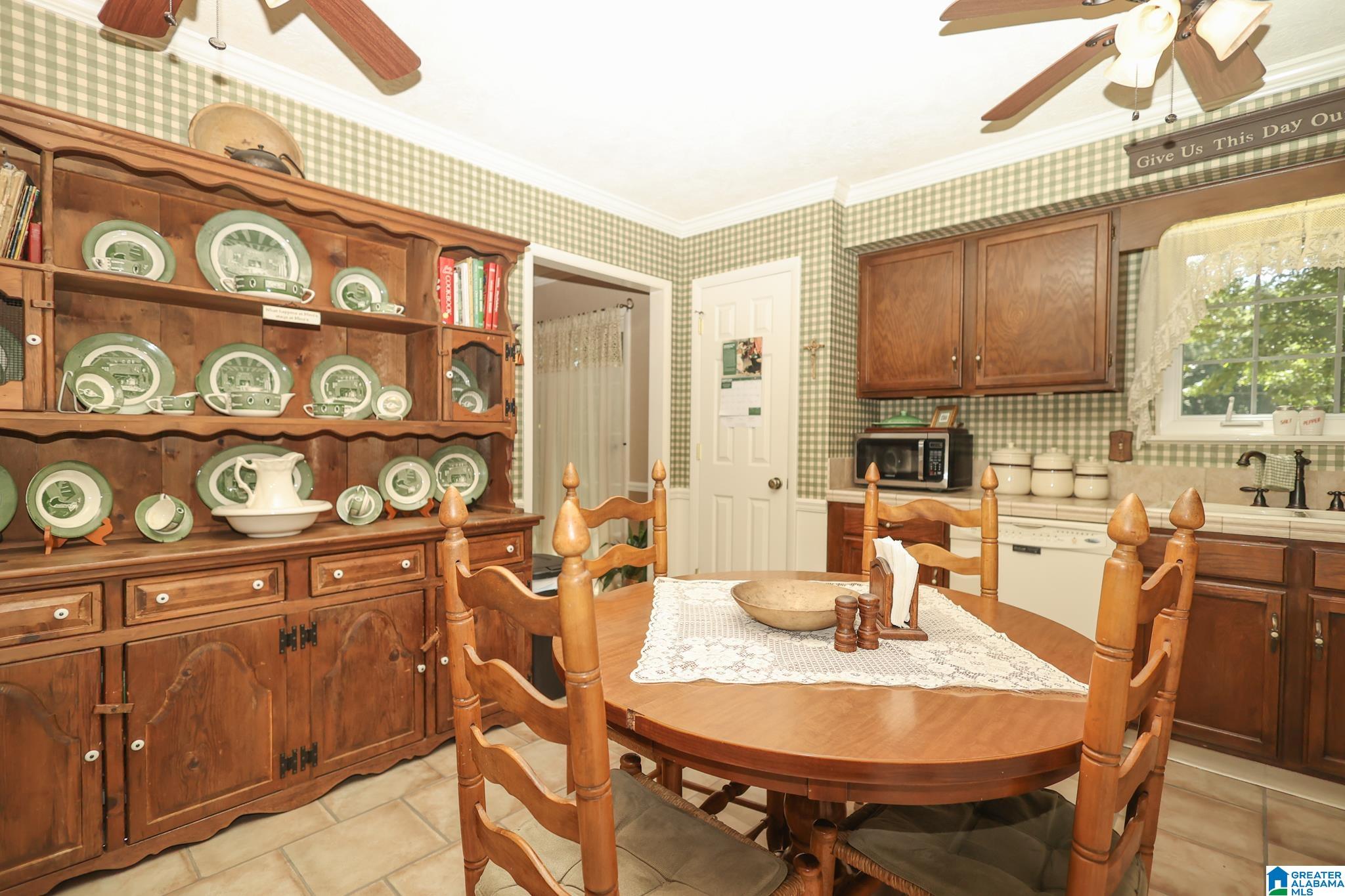 6004 Autumn Trail Anniston, AL 36206 - Photo 13 of 33