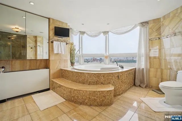 $1,275,000 | 800 Palisade Avenue, Unit PH21A, Fort Lee, NJ 07024