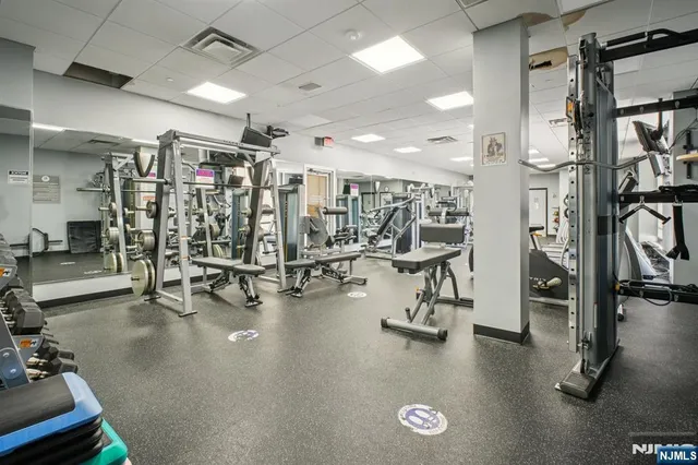 $1,275,000 | 800 Palisade Avenue, Unit PH21A, Fort Lee, NJ 07024