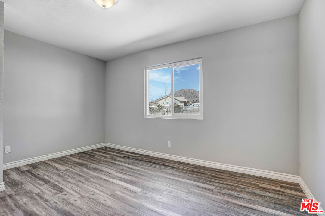 23889 S Road Apple Valley, CA 92307 - Photo 9 of 14