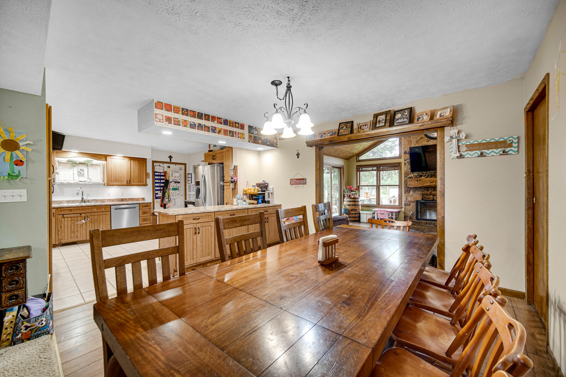 1112 East Division Road La Porte, IN 46350 - Photo 6 of 26 1920x1280