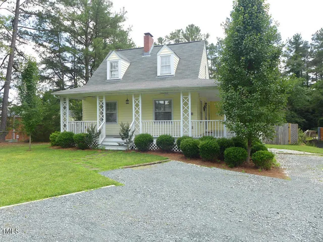 $670,000 | 103 West Poplar Avenue, Carrboro, NC 27510