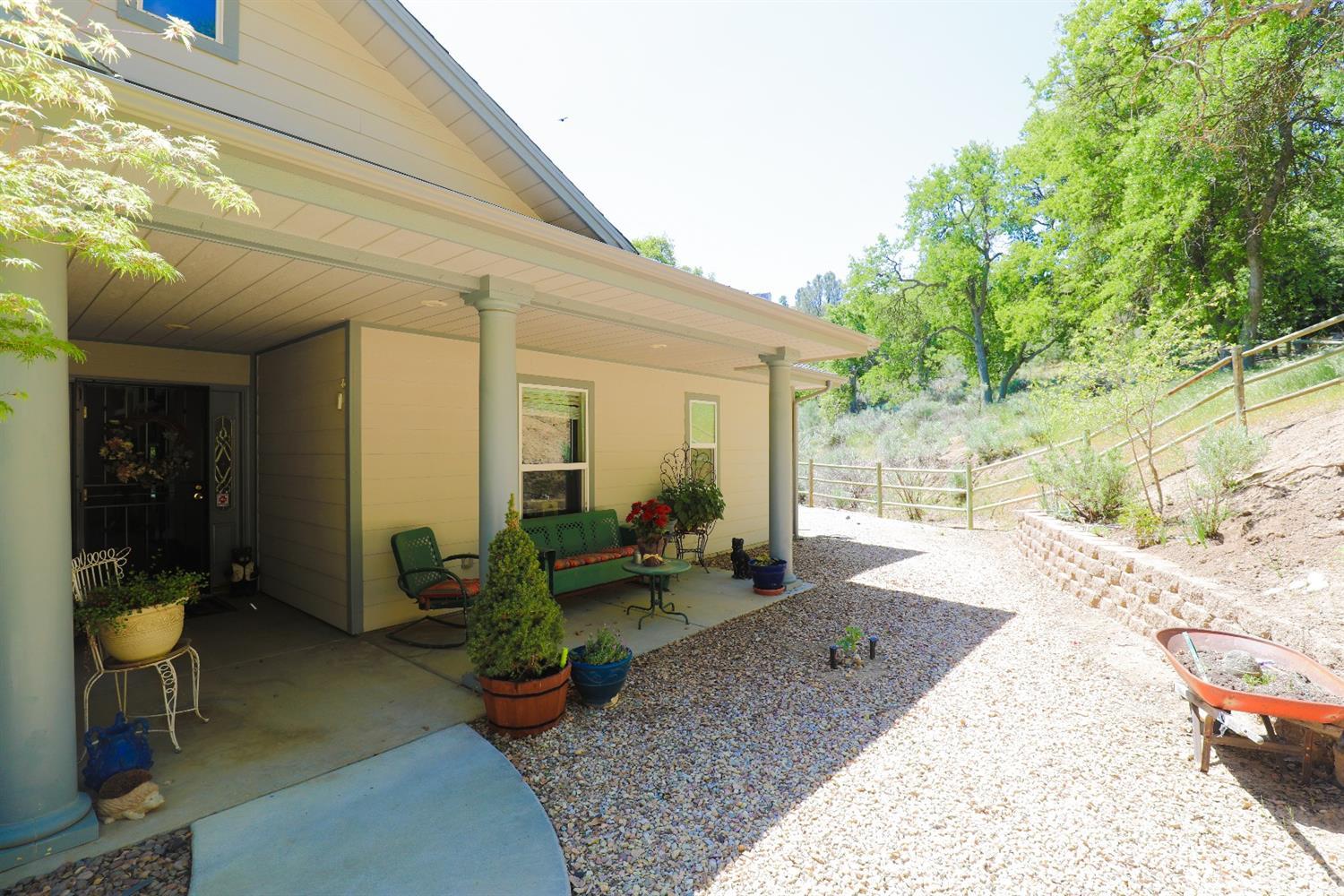 30554 Fox Ridge Court Tehachapi, CA 93561 - Photo 16 of 75 Gallery Image 16