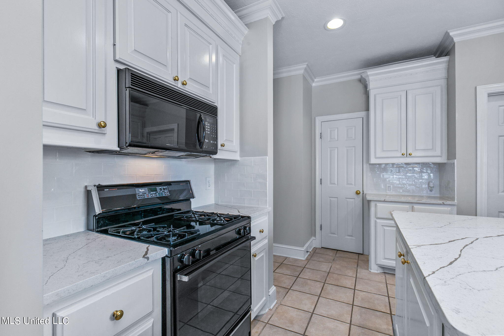 706 Danforth Drive Madison, MS 39110 - Photo 12 of 41 43-web-or-mls-706 Danforth-43